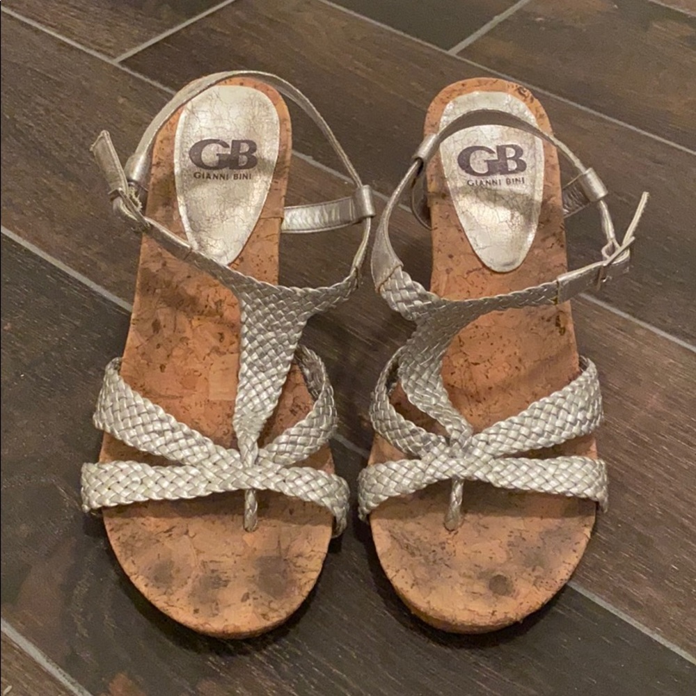 Cork wedges